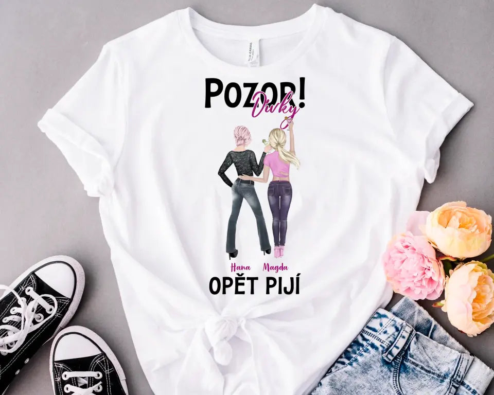 Pozor! Dívky opět pijí.