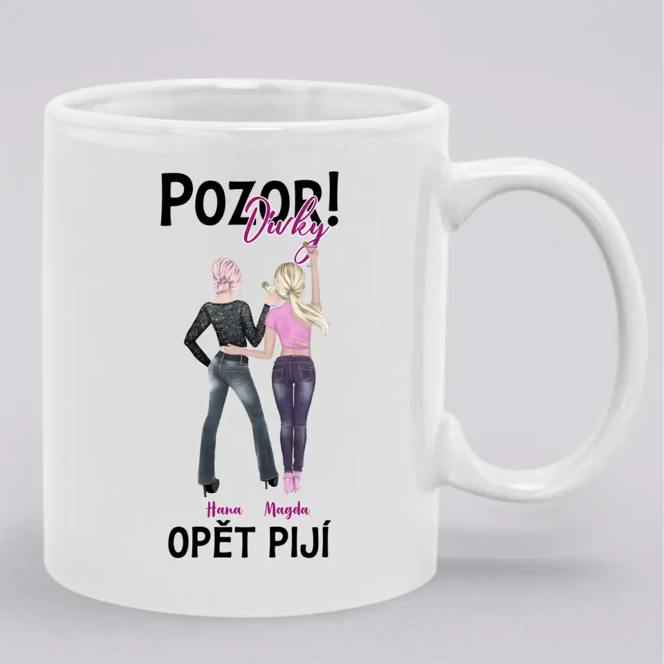 Pozor! Dívky opět pijí.