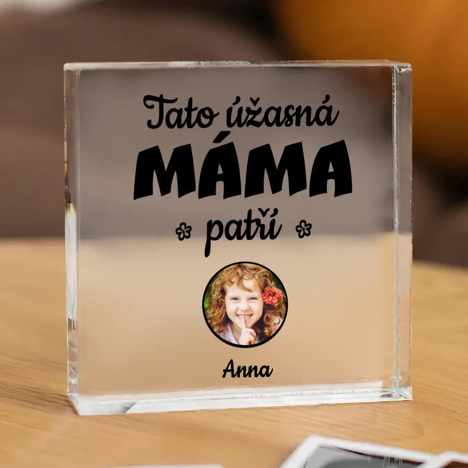 Tato úžasná máma patří