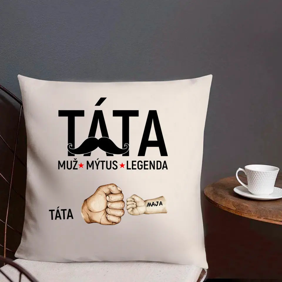 TÁTA. Muž. Mýtus. Legenda