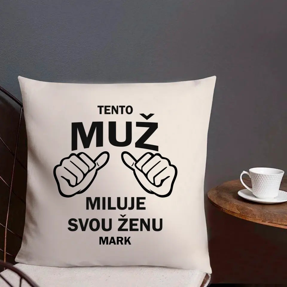 Tento Muž Miluje Svou Ženu