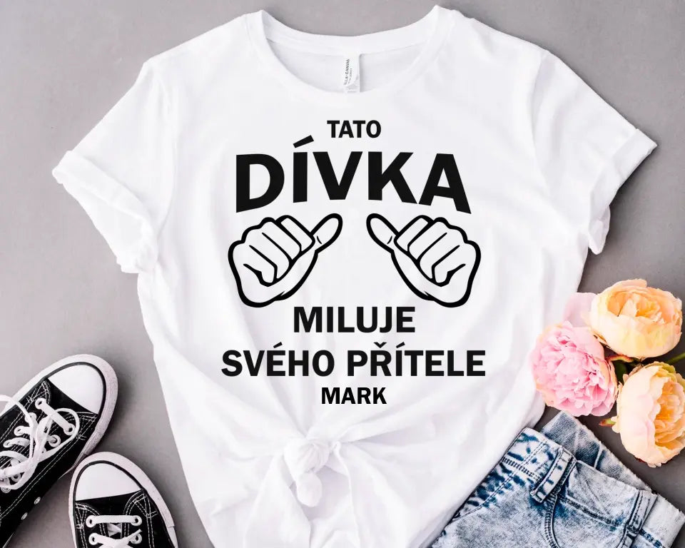 Tato Dívka Miluje Svého Přítele