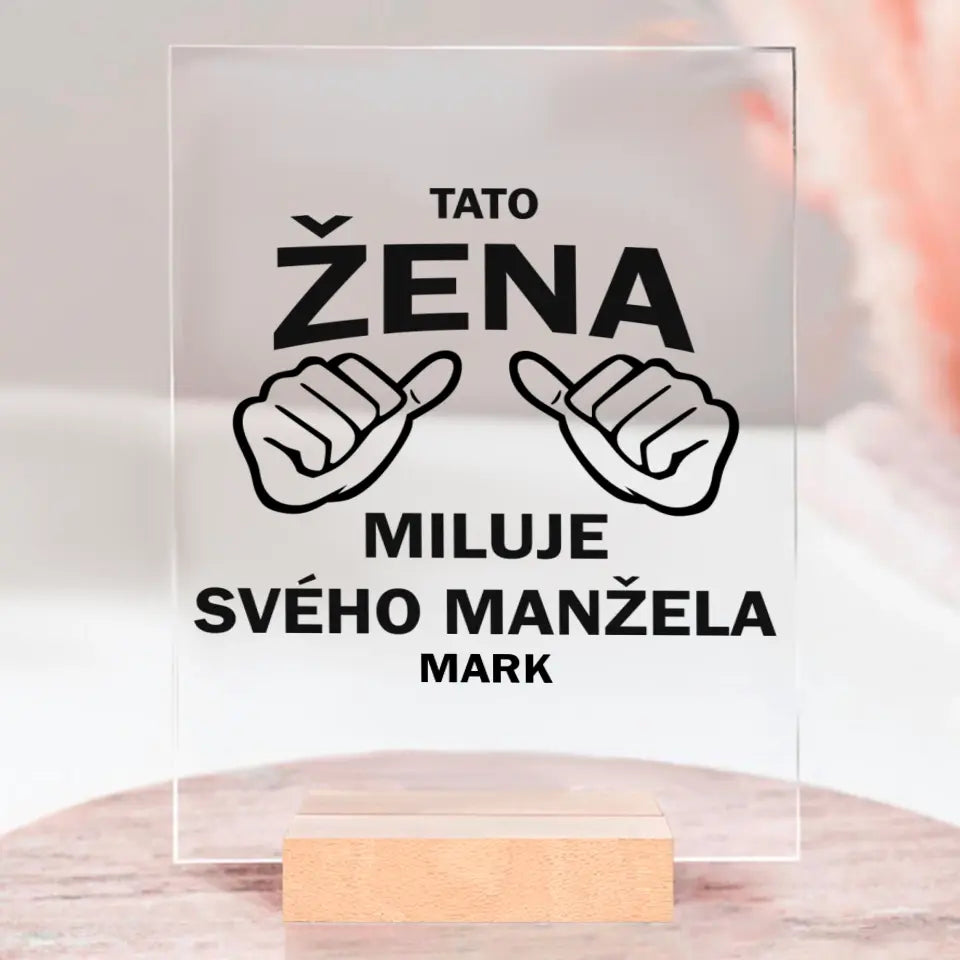 Tato Žena Miluje Svého Manžela